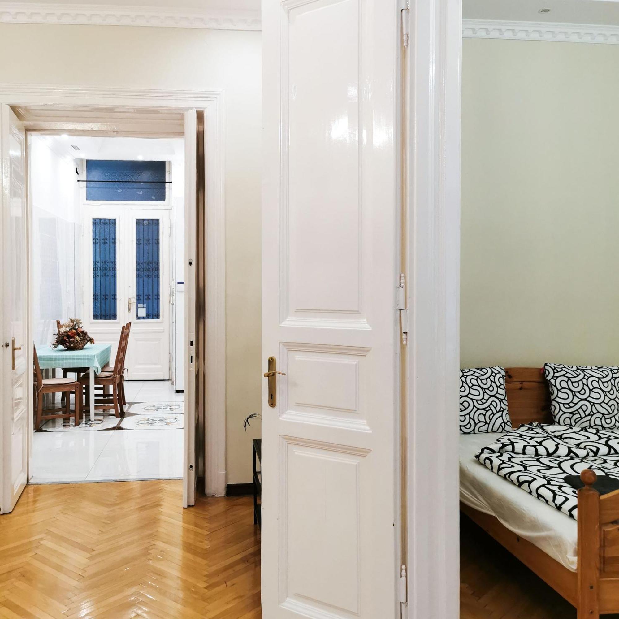 Apartment Ditroi Large